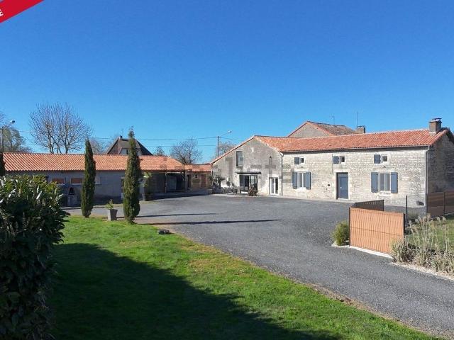 Maison vente à Champagne-Lureau, Savigné
