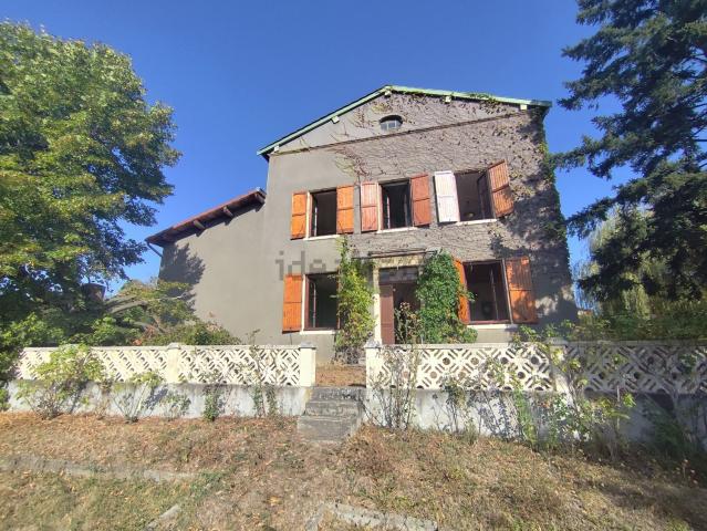 Maison vente à Trente Côtes, Savigny