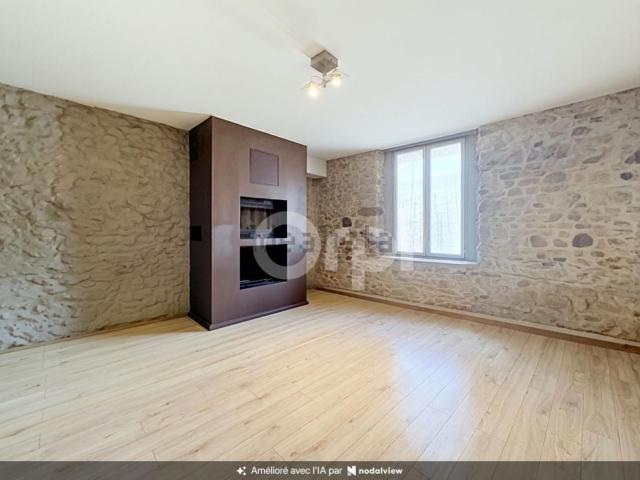 Maison vente à Four, Savins