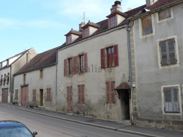 Maison vente à Semur-en-Auxois, Côte-d'Or