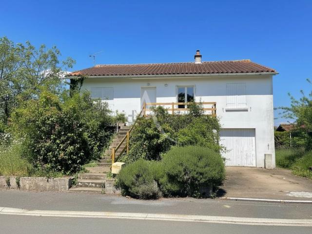 Maison vente à Le Moulin Brulé, Sérigné
