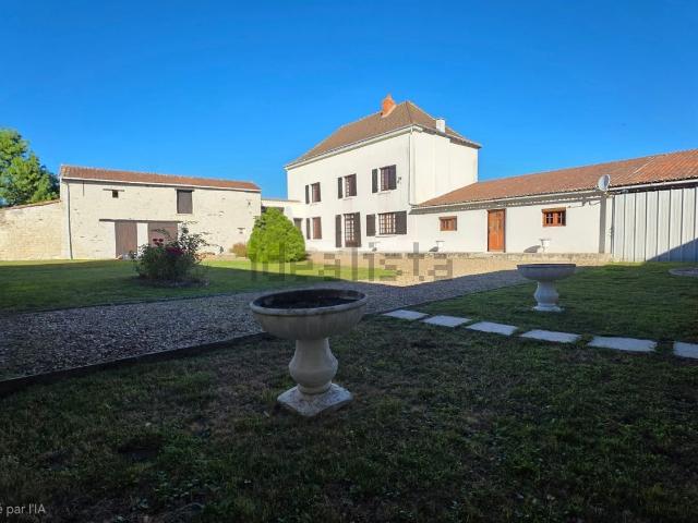 Maison vente à Le Bourg, Sérigny
