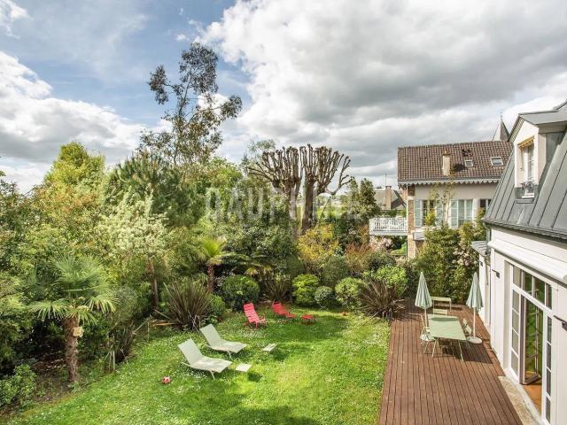 Maison vente à Ernest Renan, Sèvres