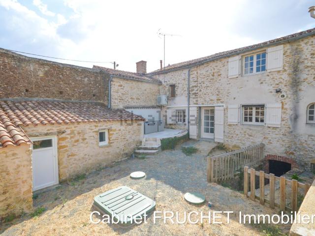 Maison vente à Le Requerre, Sigournais