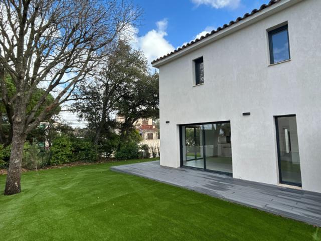 Maison vente à Arrondissement de Toulon, Six-fours-les-plages