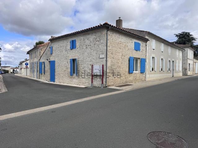 Maison location à Champ de la Fontaine, Soulignonne