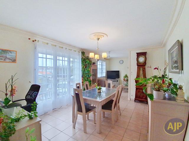 Maison vente à La Roche-sur-Yon, Mouilleron-le-captif