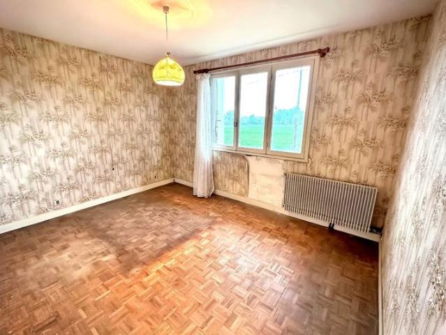 Maison vente à Confolens, Tessonnière