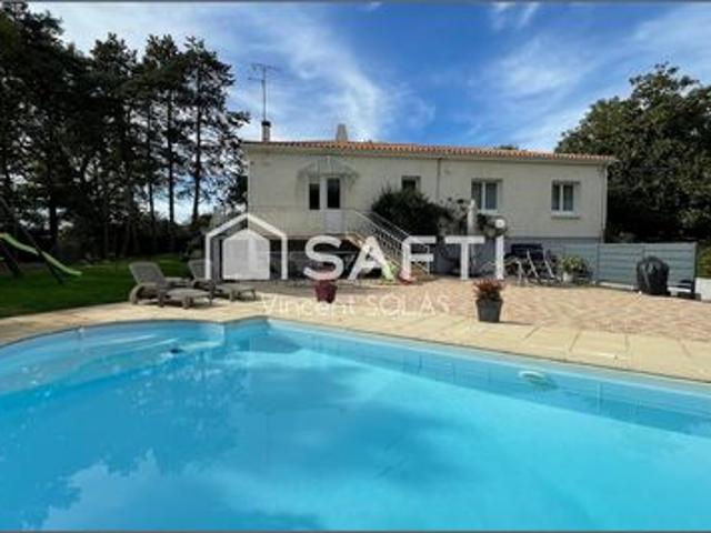 Villa vente à La Roche-sur-Yon, La Roche-sur-yon