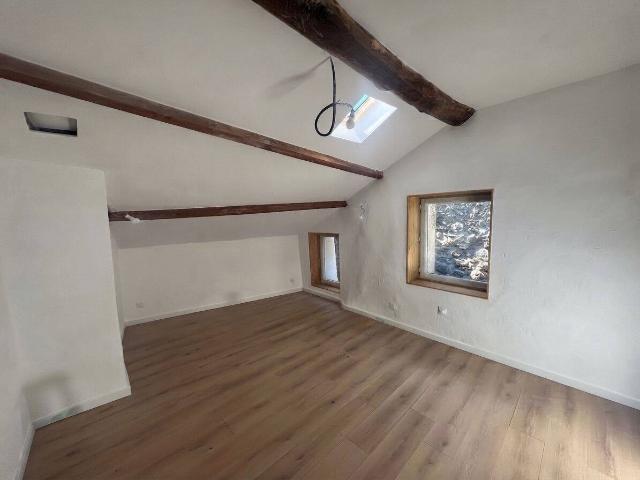 Maison location à Les Combes, Mandagout