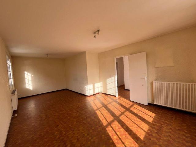 Maison location à Guillemin, Saint-Sulpice-et-Cameyrac
