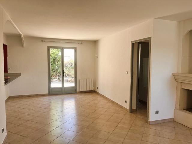 Maison location à Aix-en-Provence, Saint-cannat