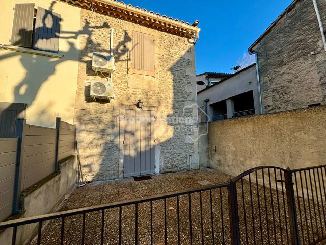 Maison location à Arles, Saint-etienne-du-grès