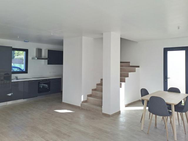 Maison location à Arrondissement de Toulon, La Cadière-d'azur