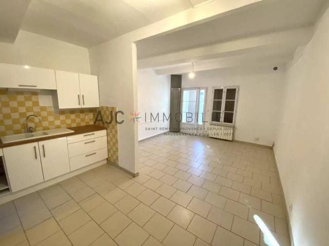 Maison location à Quartier La Sousto, Saint-Rémy-de-Provence