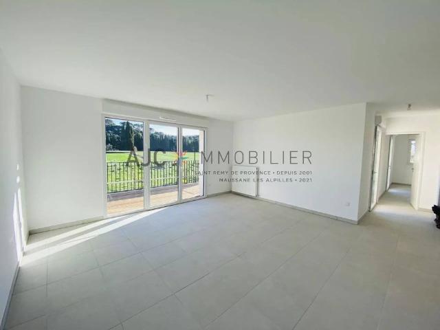 Appartement location à Arles, Saint-etienne-du-grès