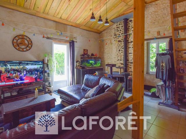 Maison location à Jonzac, Nieul-le-virouil