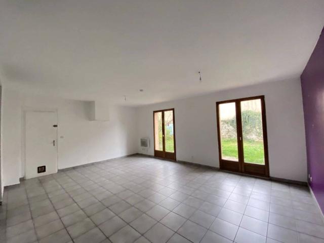 Maison location à Saint-Symphorien-d'Ozon, Rhône