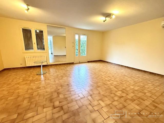 Maison location à La Vieille Ville, Auch