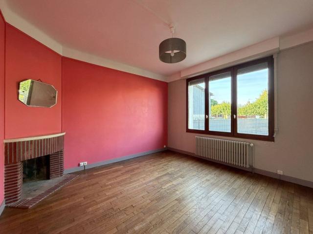 Maison location à Sains-en-Amiénois, Somme