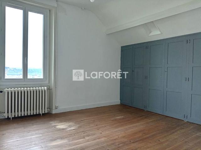 Maison location à Brive-la-Gaillarde, Brive-la-gaillarde