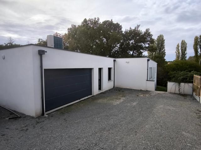 Maison location à Montuard, Créon