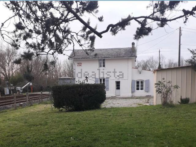 Maison location à Coulonge-sur-Charente, Saint-Savinien