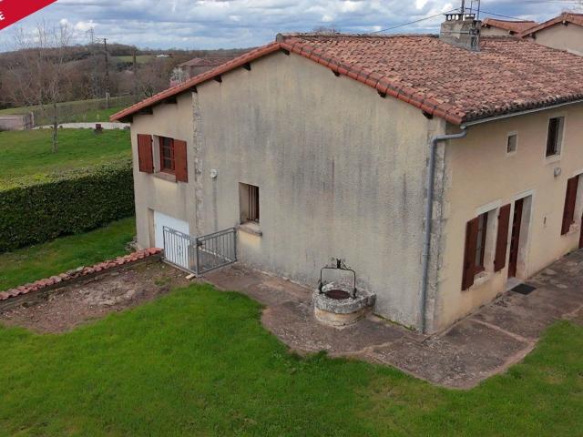 Maison vente à Confolens, Taizé-aizie