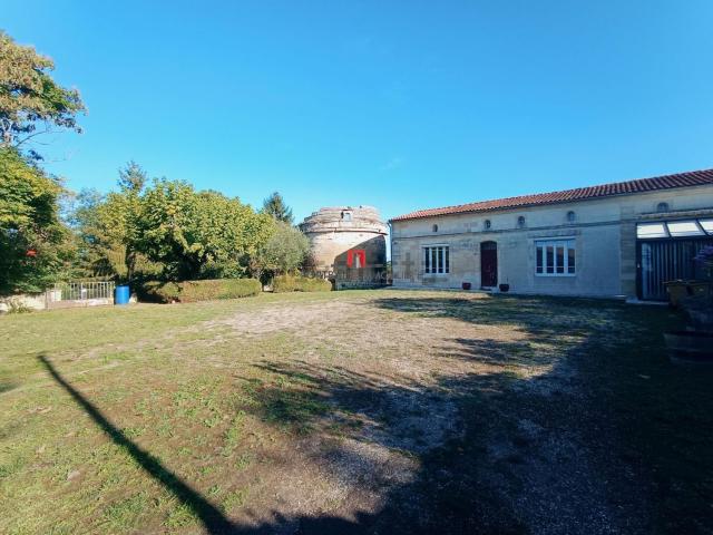 Maison vente à Le Lustre, Tauriac
