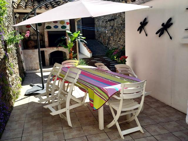 Maison vente à Narbonne, Termes