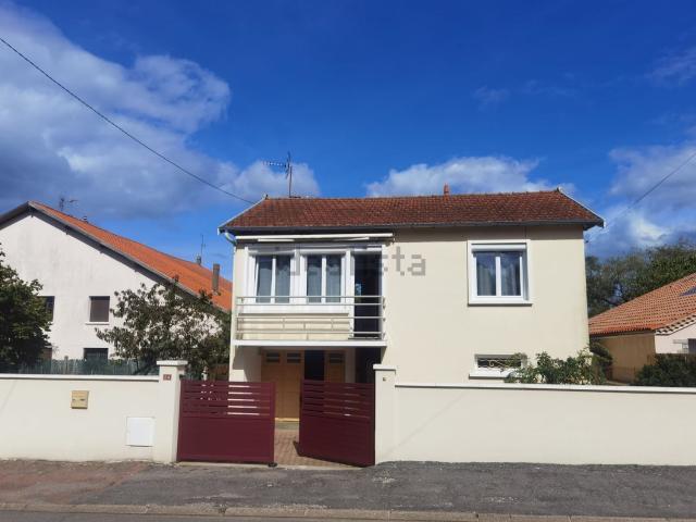 Maison vente à Roumazière-Loubert, Terres-de-Haute-Charente