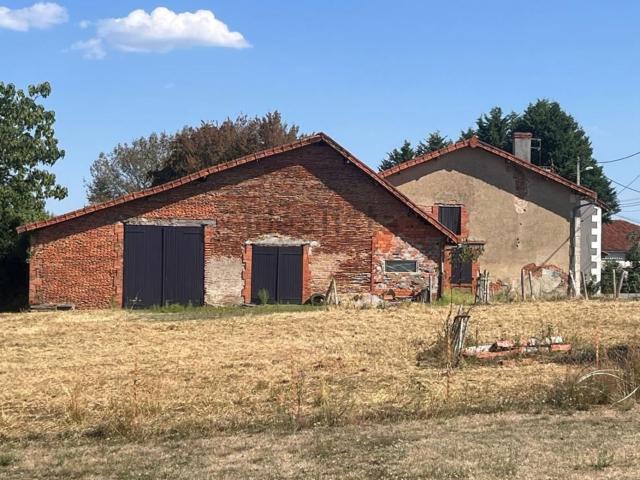 Maison vente à Roumazières-Loubert, Terres-de-Haute-Charente