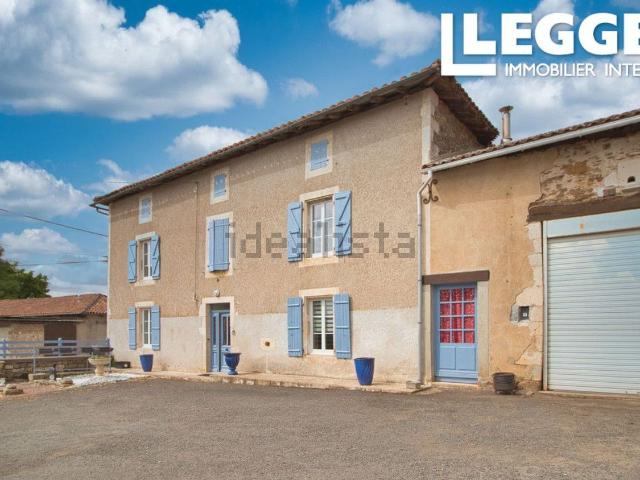 Maison vente à Roumazières-Loubert, Terres-de-Haute-Charente