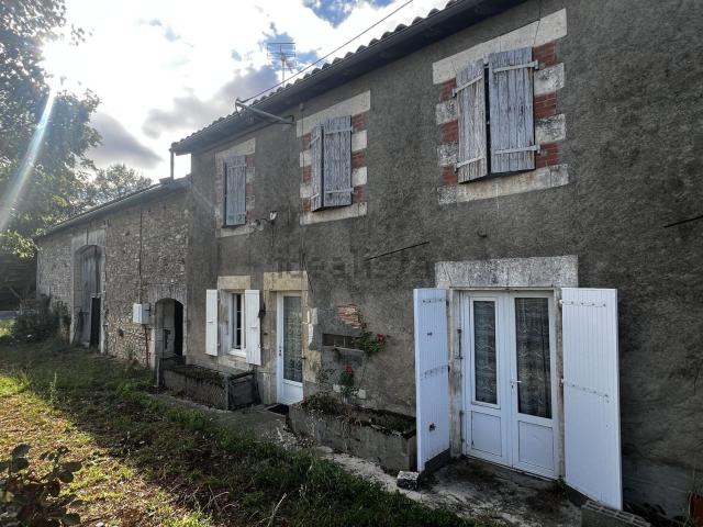 Maison vente à Quatre-Vents, Terres-de-Haute-Charente