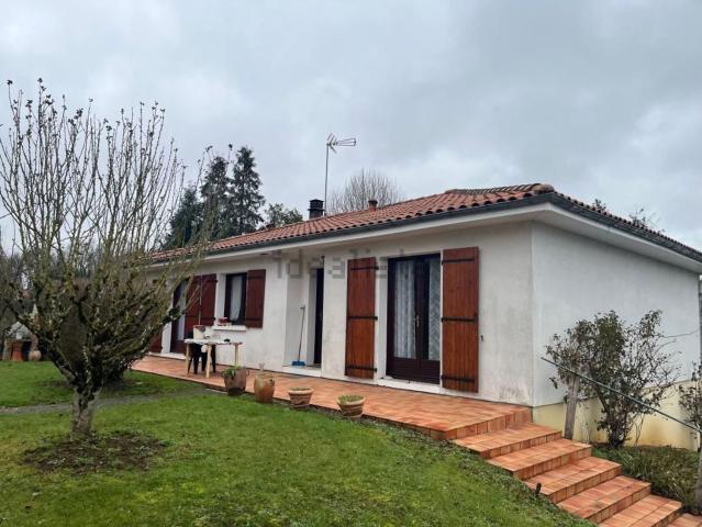 Maison vente à Roumazières-Loubert, Terres-de-Haute-Charente