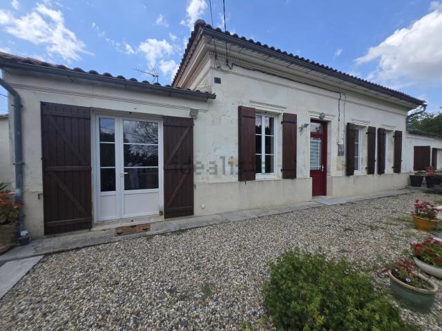 Maison vente à Les Blais, Teuillac