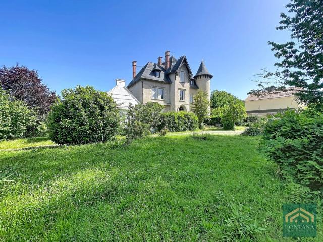 Maison vente à Centre ville, Thiers
