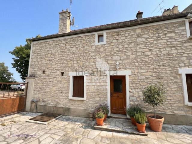 Maison vente à Grignon, Thiverval-Grignon