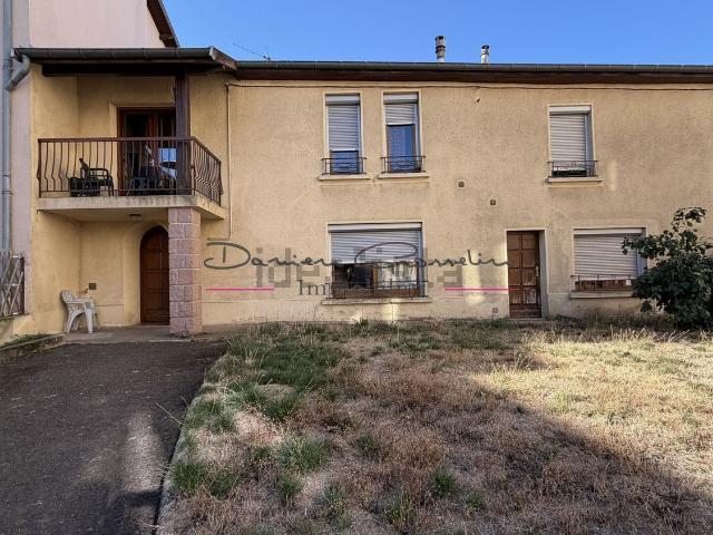 Maison vente à Bourg-de-Thizy, Thizy-les-Bourgs