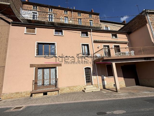 Maison vente à Bourg-de-Thizy, Thizy-les-Bourgs