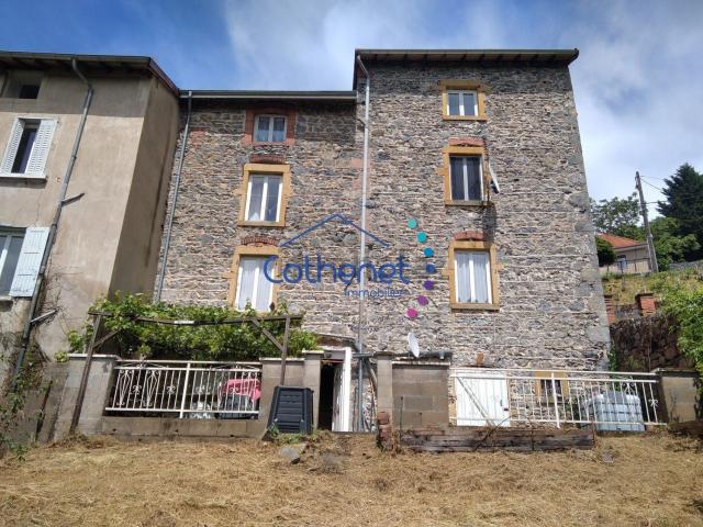 Maison vente à Bourg-de-Thizy, Thizy-les-Bourgs