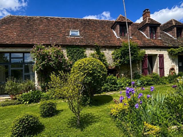 Maison vente à Thorigny-sur-Oreuse, Voisines