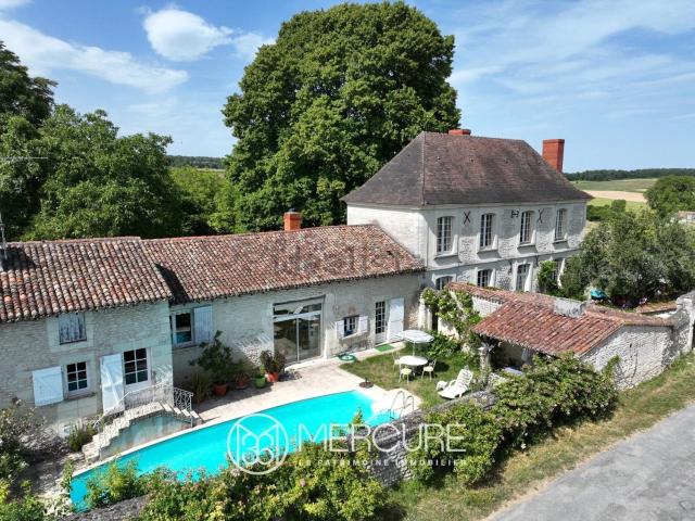 Maison vente à La Perrière Gaudeau, Thuré