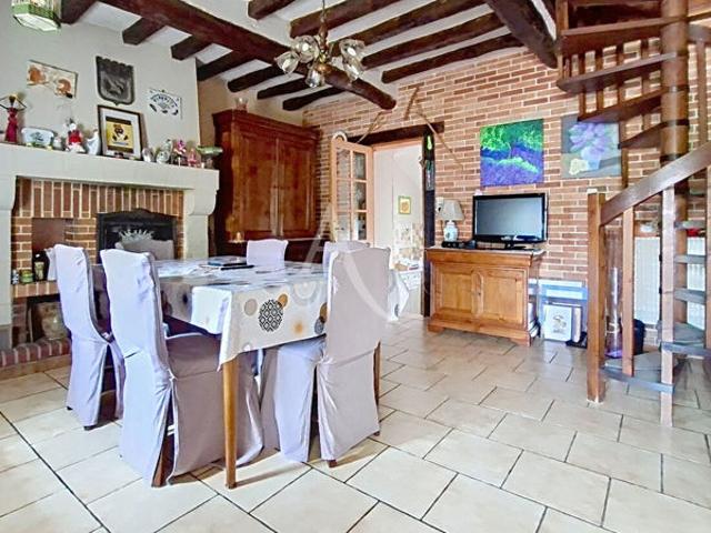 Maison vente à Angers, Tiercé