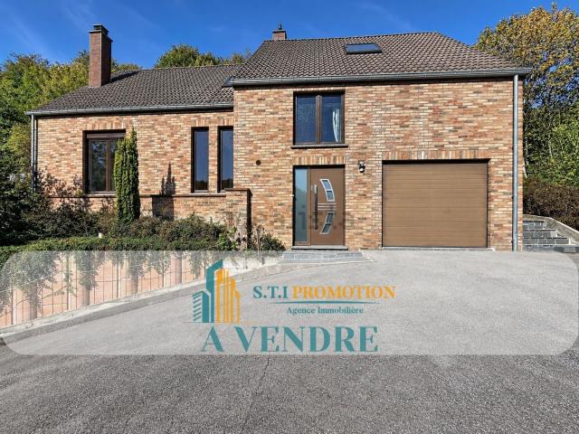 Maison vente à Cités Colonel Fabien, Thil