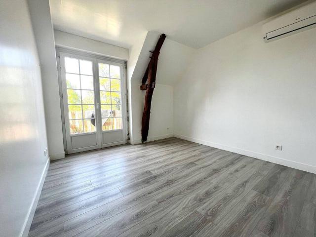 Maison location à Bois de la Cremaillere, Tigy