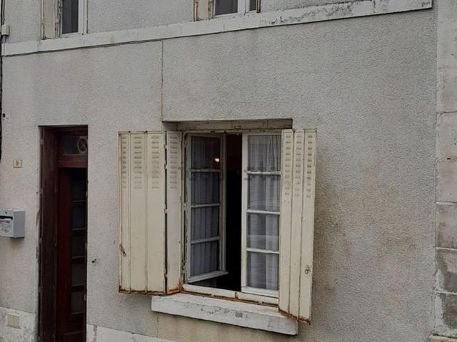 Maison vente à Les Graves, Tocane-Saint-Apre