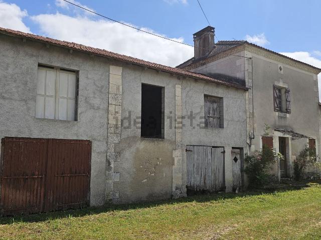 Maison vente à Les Graves, Tocane-Saint-Apre