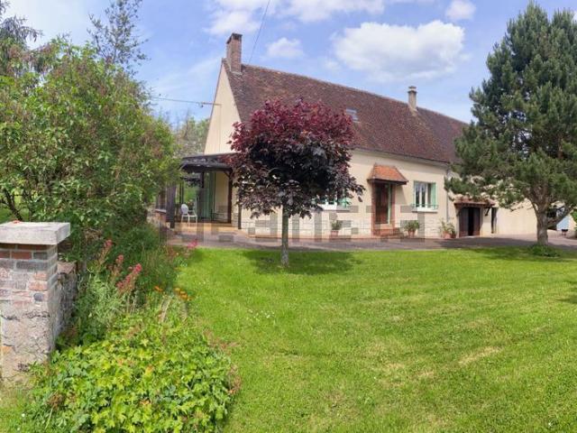 Maison vente à Faubourg d'Auxerre, Toucy