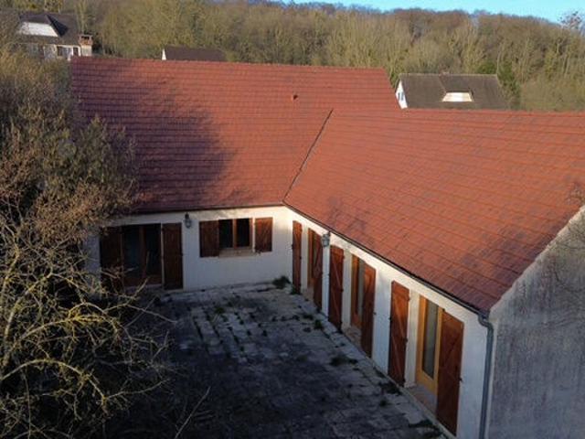 Maison vente à Clermont, Bailleval